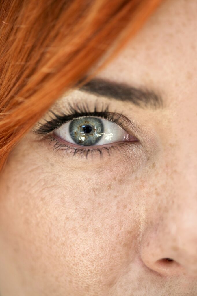 Woman eye